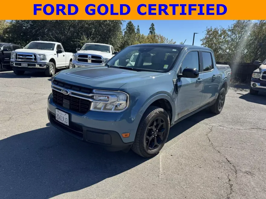2022 Ford Maverick Lariat photo 1