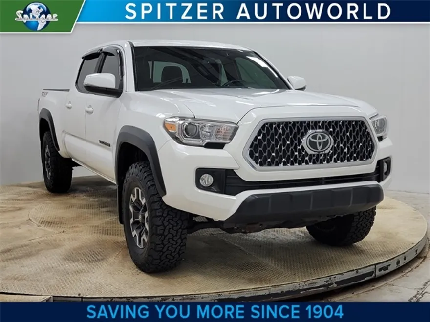 2019 Toyota Tacoma TRD Off-Road photo 1