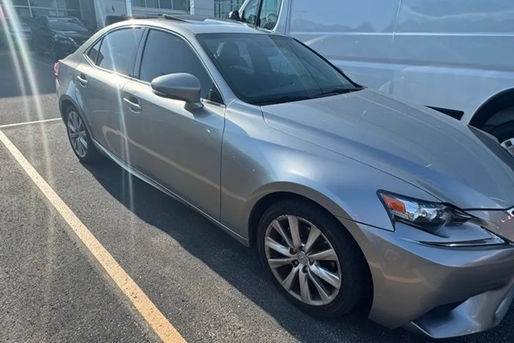 2014 Lexus IS 250 photo 1