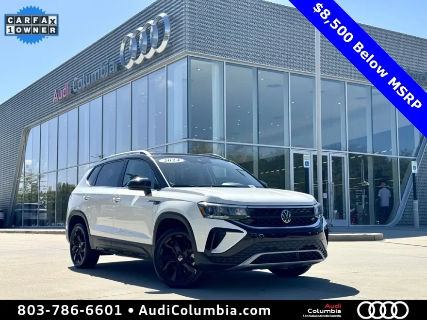 2024 Volkswagen Taos SE photo 1
