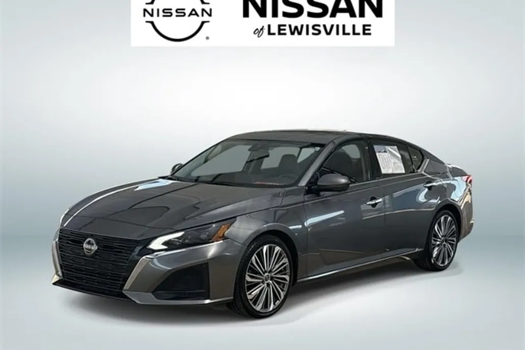 2023 Nissan Altima 2.5 SL photo 1