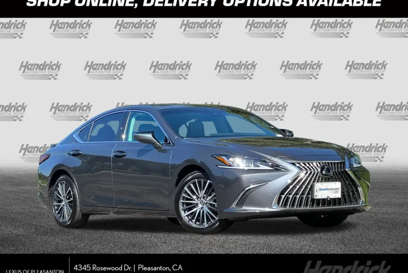 2025 Lexus ES 300h photo 1