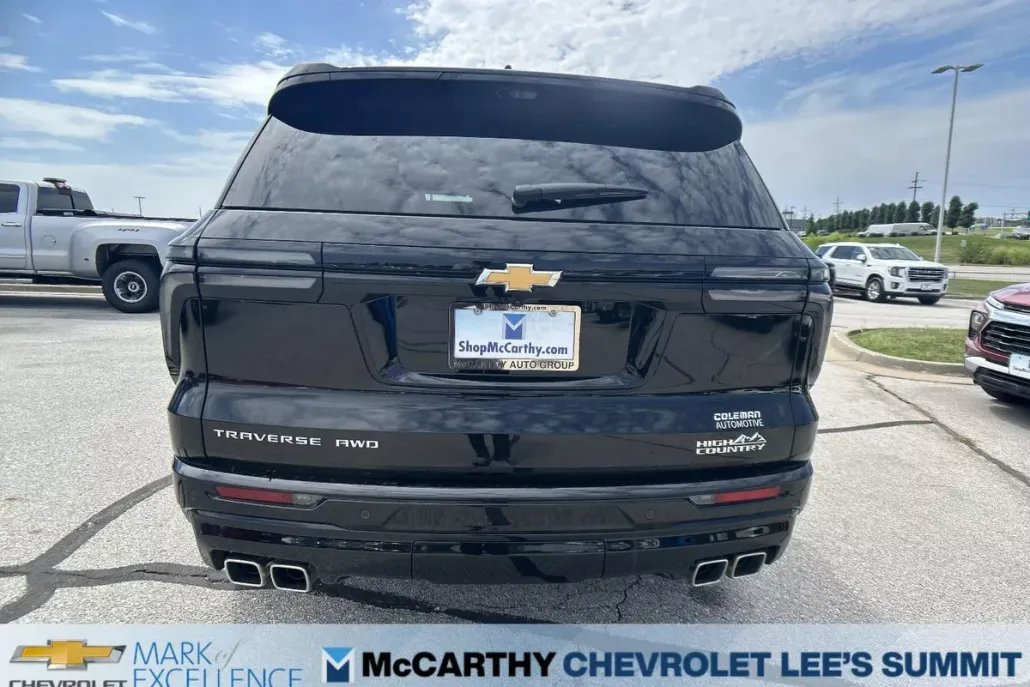 2025 Chevrolet Traverse High Country photo 1