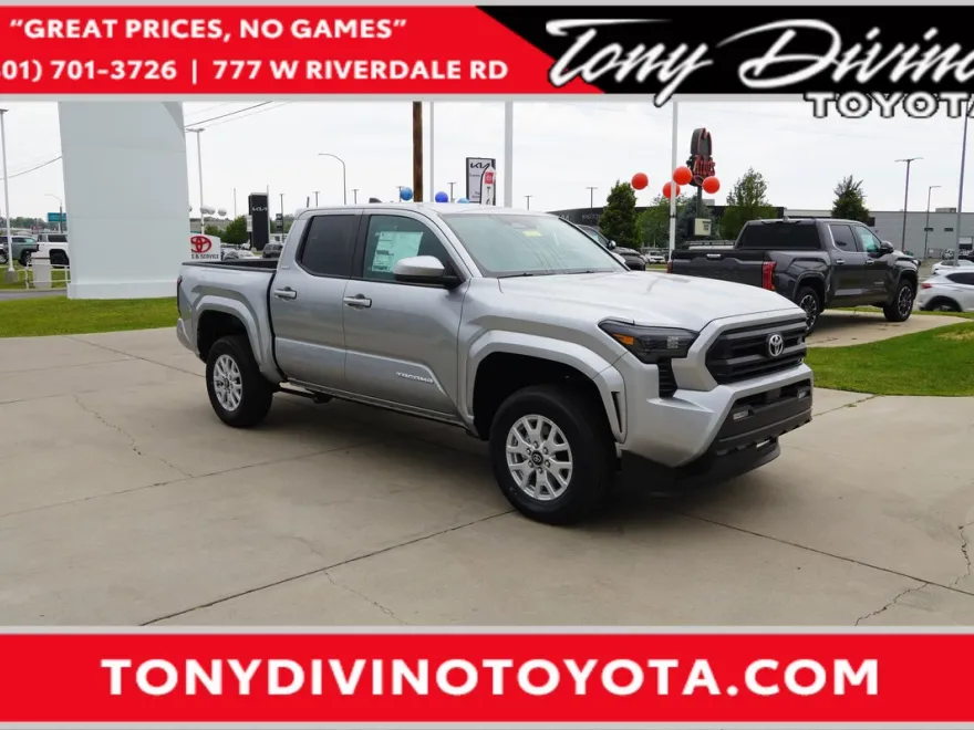 2025 Toyota Tacoma SR5 photo 1