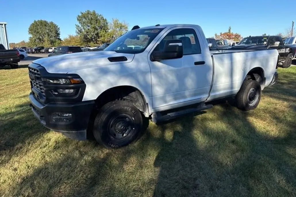 2025 Ram 2500 Tradesman photo 1