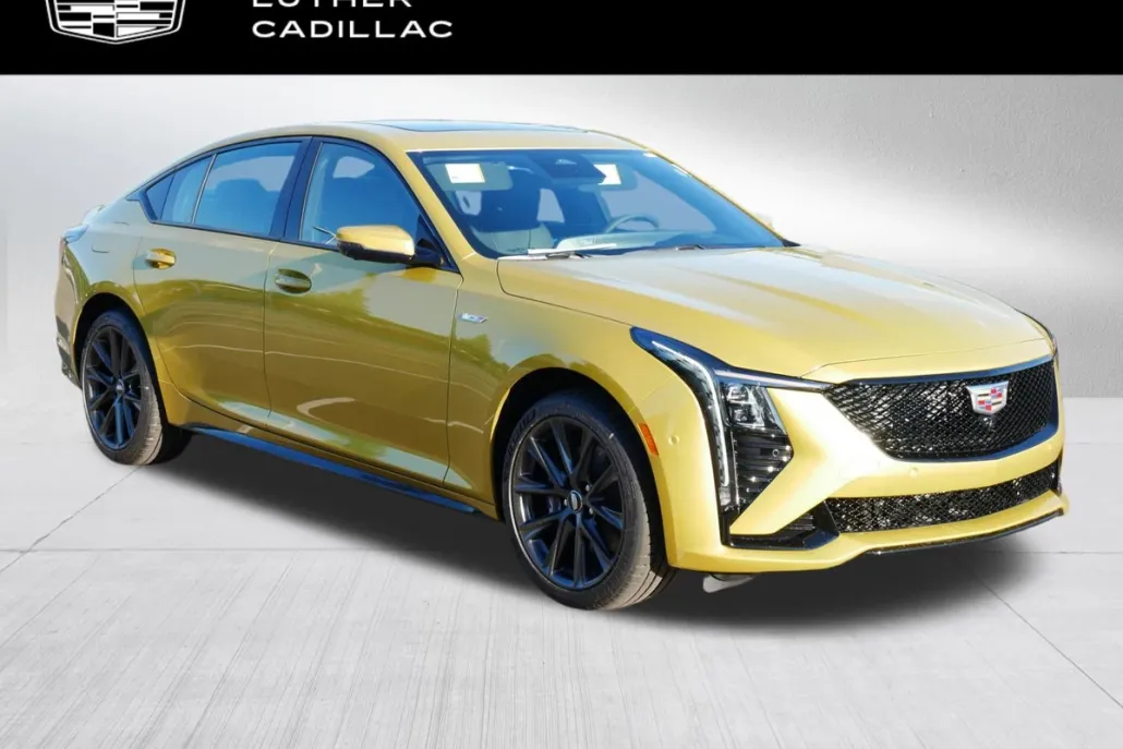 2026 Cadillac CT5 V photo 1