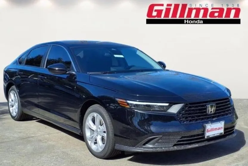 2025 Honda Accord LX photo 1
