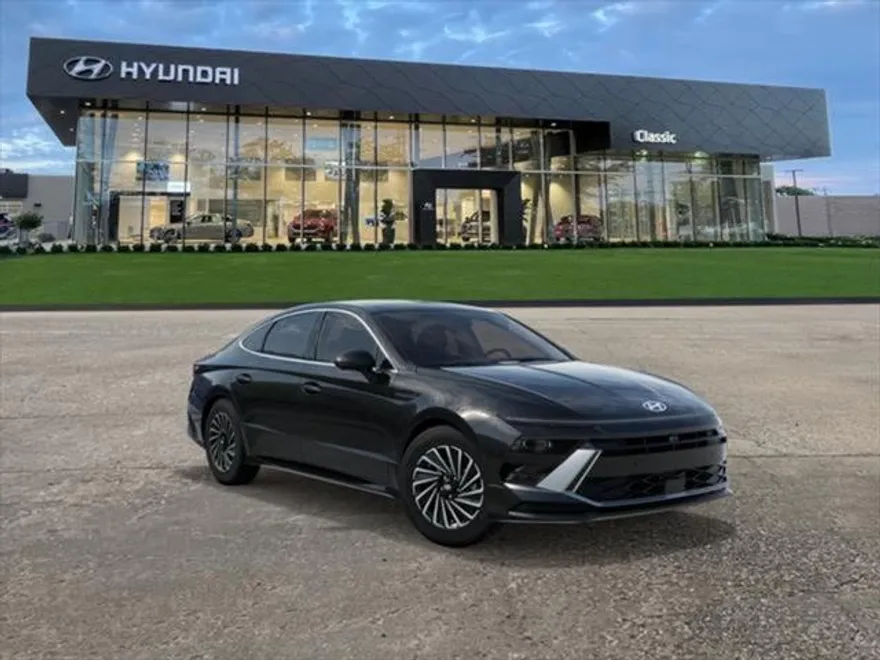 2025 Hyundai Sonata Hybrid Limited photo 1