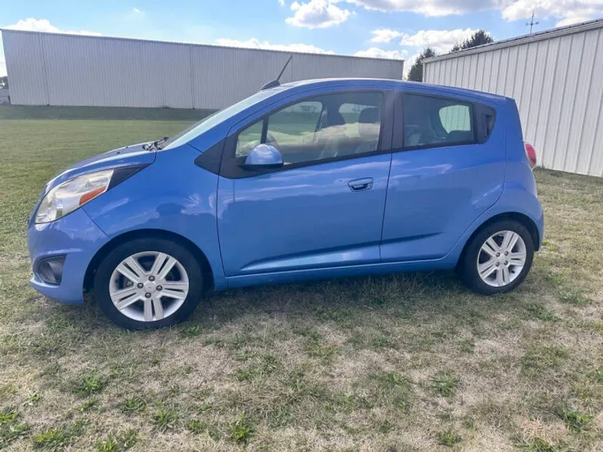 2015 Chevrolet Spark 1LT photo 1