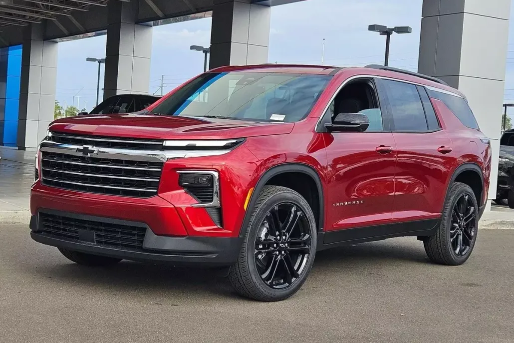 2026 Chevrolet Traverse photo 1