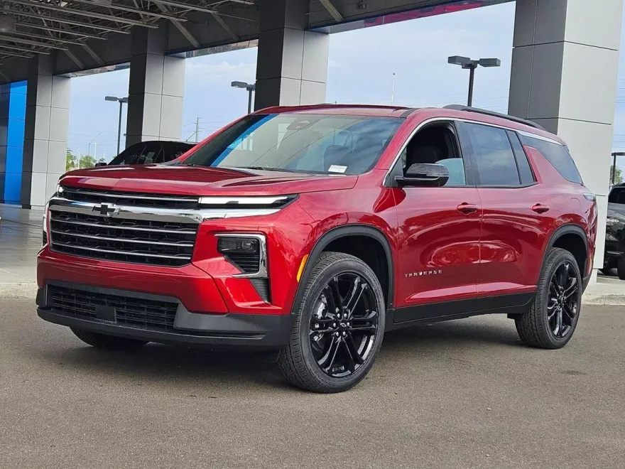 2026 Chevrolet Traverse photo 1