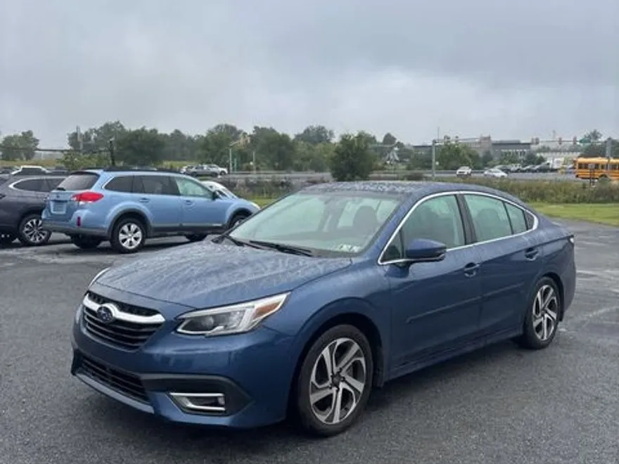 2022 Subaru Legacy Limited photo 1