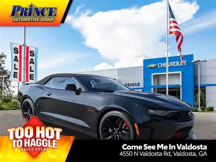 2023 Chevrolet Camaro LT1 photo 1
