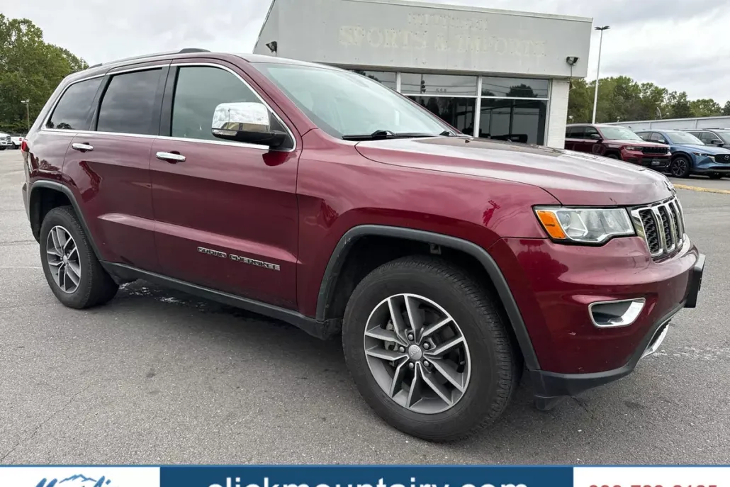 2017 Jeep Grand Cherokee Limited photo 1