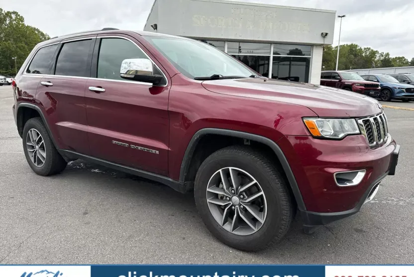 2017 Jeep Grand Cherokee Limited photo 1