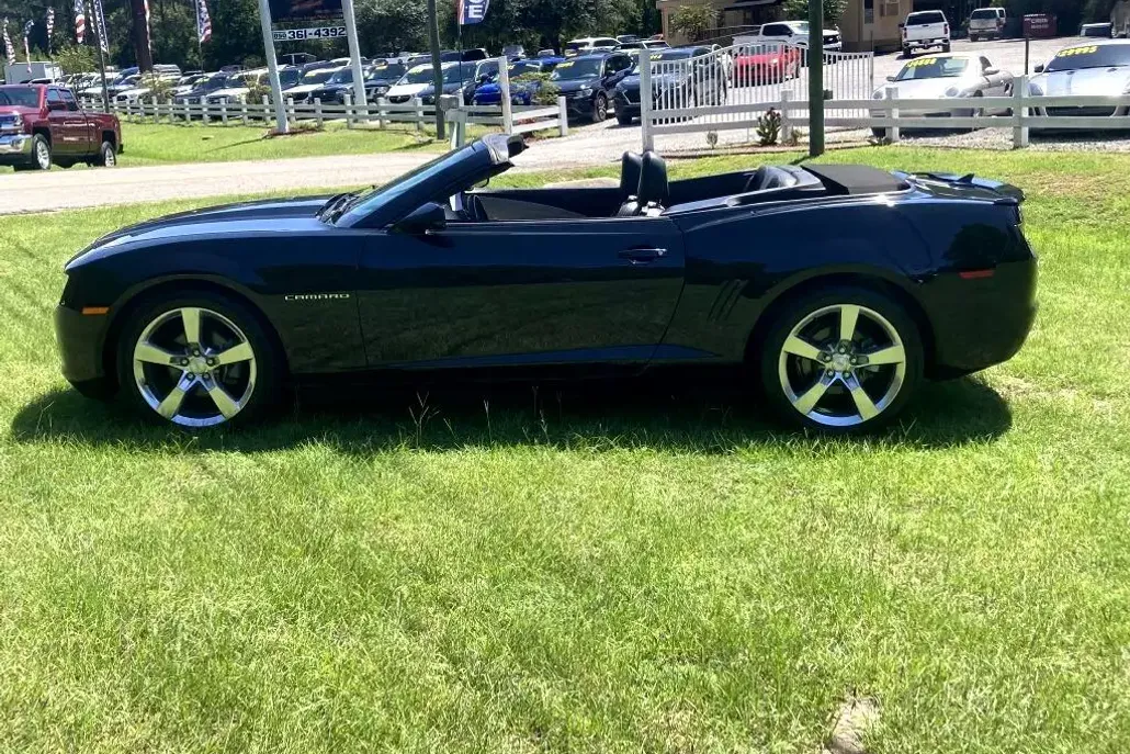 2011 Chevrolet Camaro photo 1