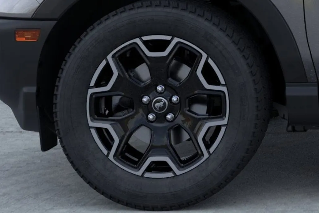 2025 Ford Bronco Sport Outer Banks photo 1