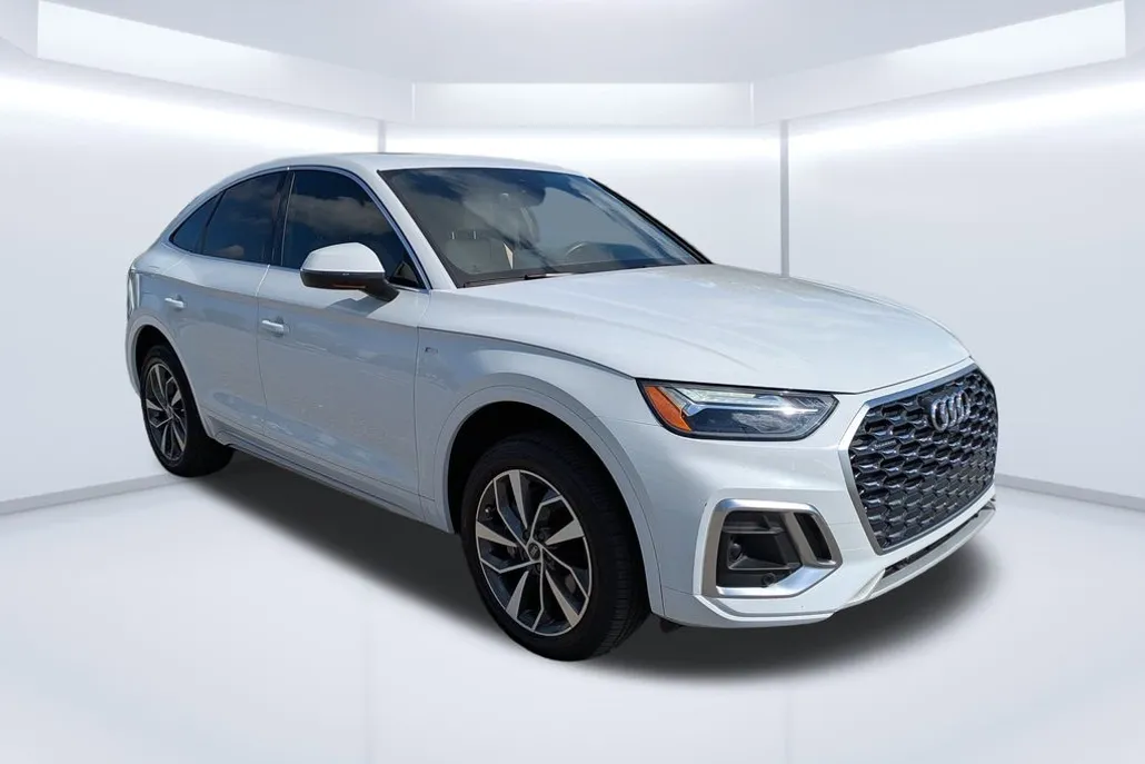 2022 Audi Q5 45 S line Premium photo 1