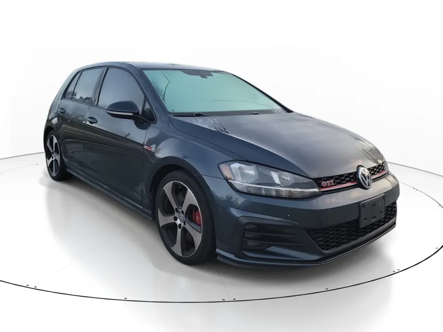2019 Volkswagen Golf GTI S photo 1