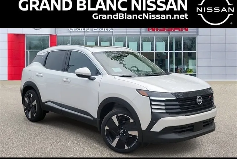 2025 Nissan Kicks SR photo 1