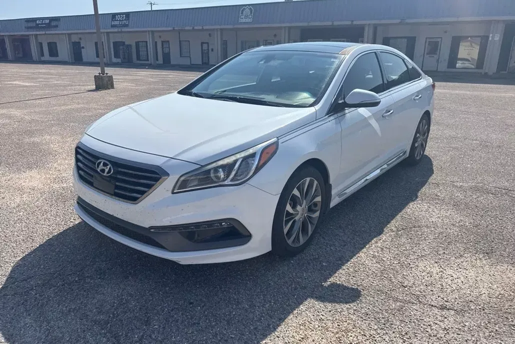 2015 Hyundai Sonata Limited photo 1