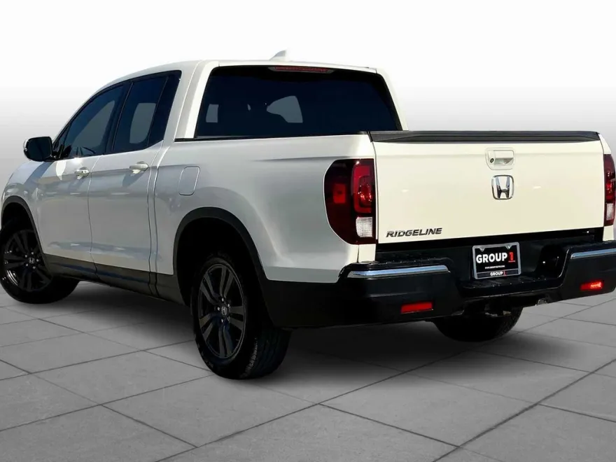2019 Honda Ridgeline Sport photo 11