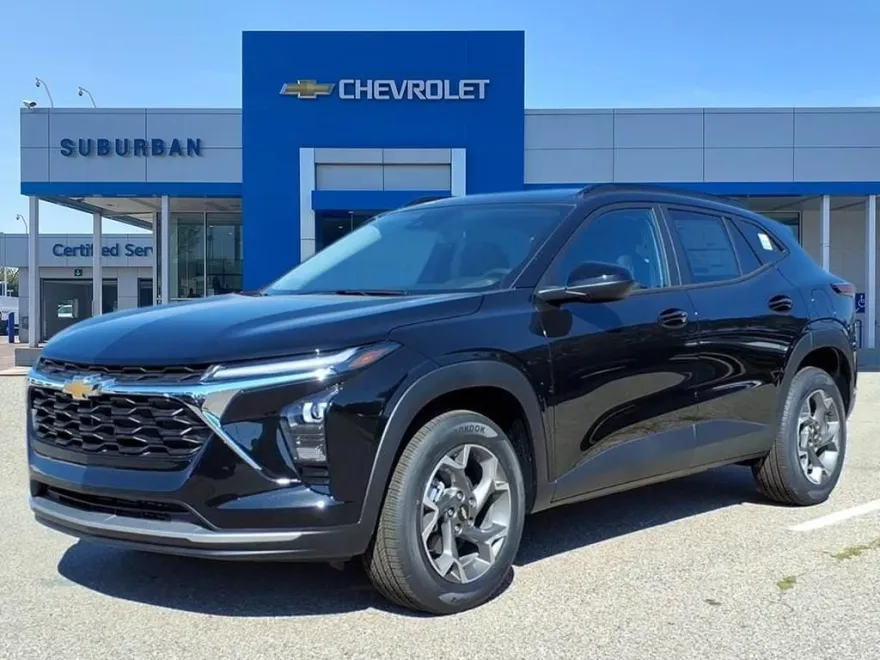 2026 Chevrolet Trax LT photo 1