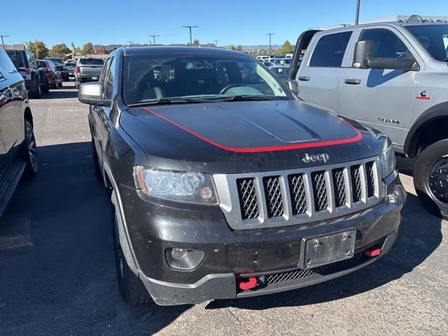 2013 Jeep Grand Cherokee Laredo Trailhawk photo 1