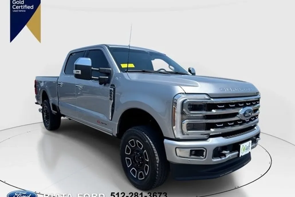 2024 Ford F-250 Platinum photo 1