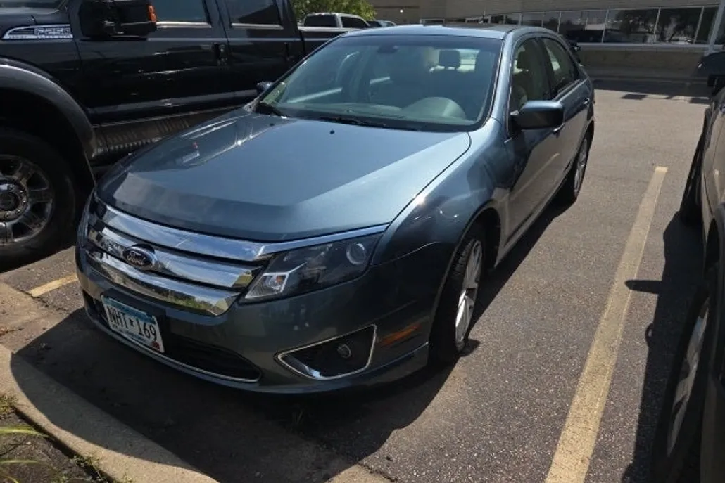 2012 Ford Fusion SEL photo 1