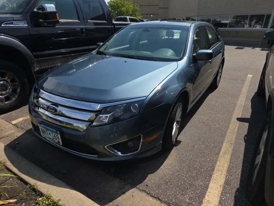2012 Ford Fusion SEL photo 1