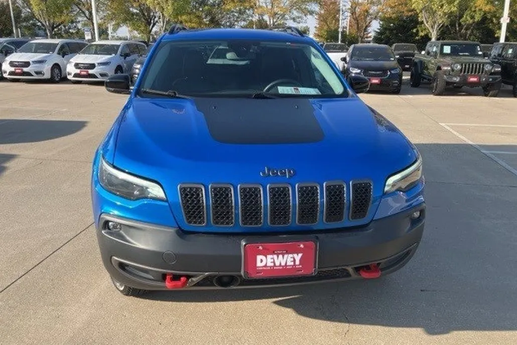 2022 Jeep Cherokee Trailhawk photo 1