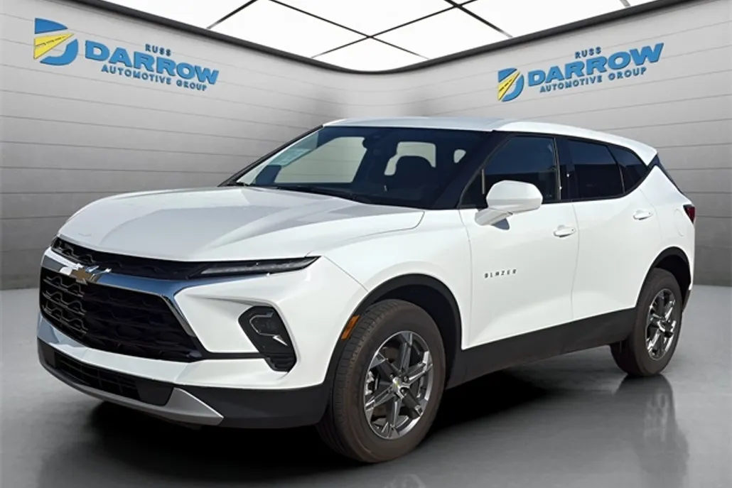2023 Chevrolet Blazer 2LT photo 1
