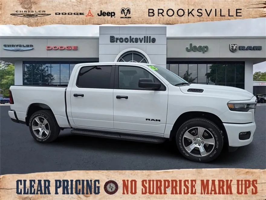 2025 Ram 1500 Tradesman photo 1