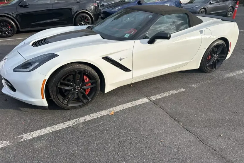 2014 Chevrolet Corvette Stingray Z51 3LT photo 1