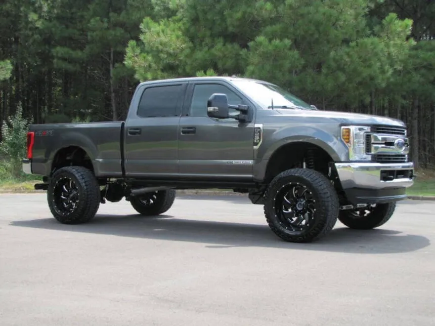 2018 Ford F-250 photo 1