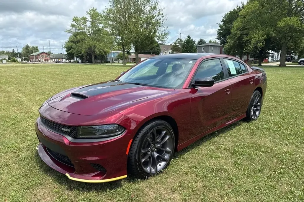 2023 Dodge Charger R/T photo 1