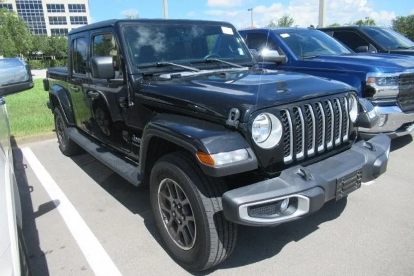 2022 Jeep Gladiator Overland photo 1