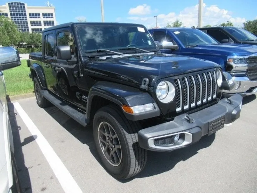 2022 Jeep Gladiator Overland photo 1