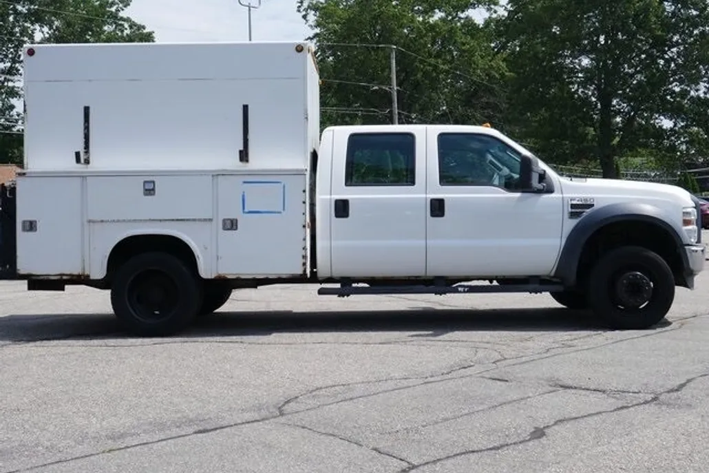 2010 Ford F-450 photo 1