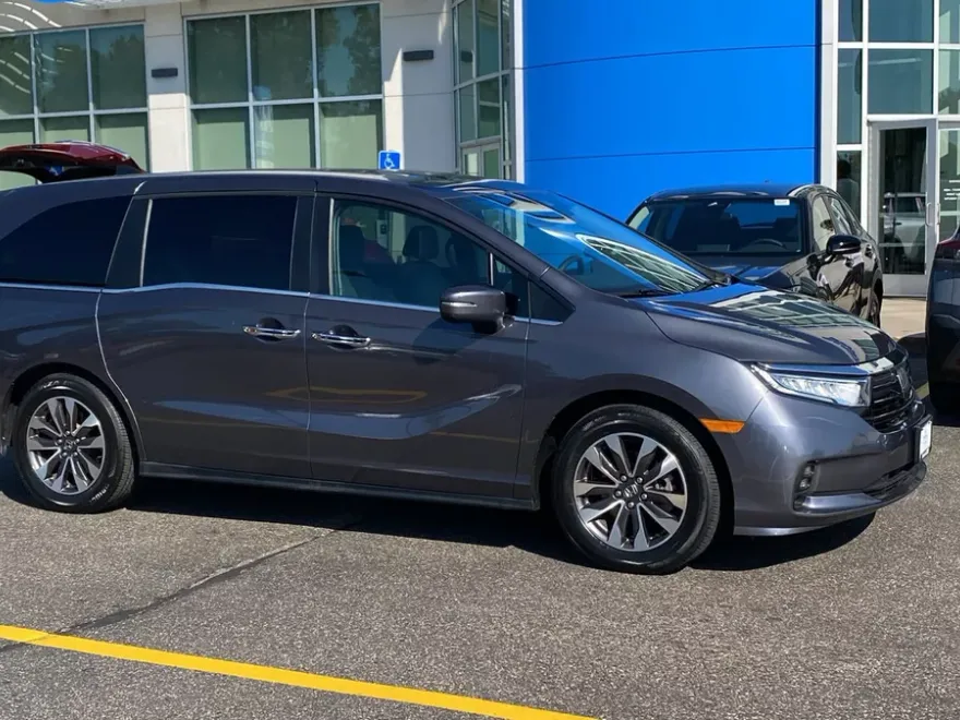 2023 Honda Odyssey EX-L photo 1