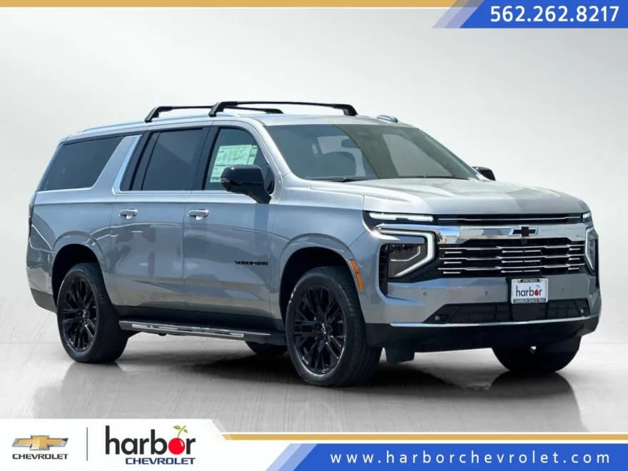 2025 Chevrolet Suburban Premier photo 1