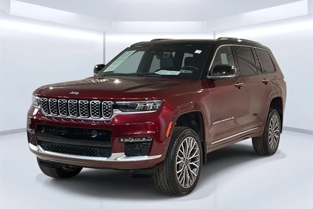 2021 Jeep Grand Cherokee L Summit photo 1