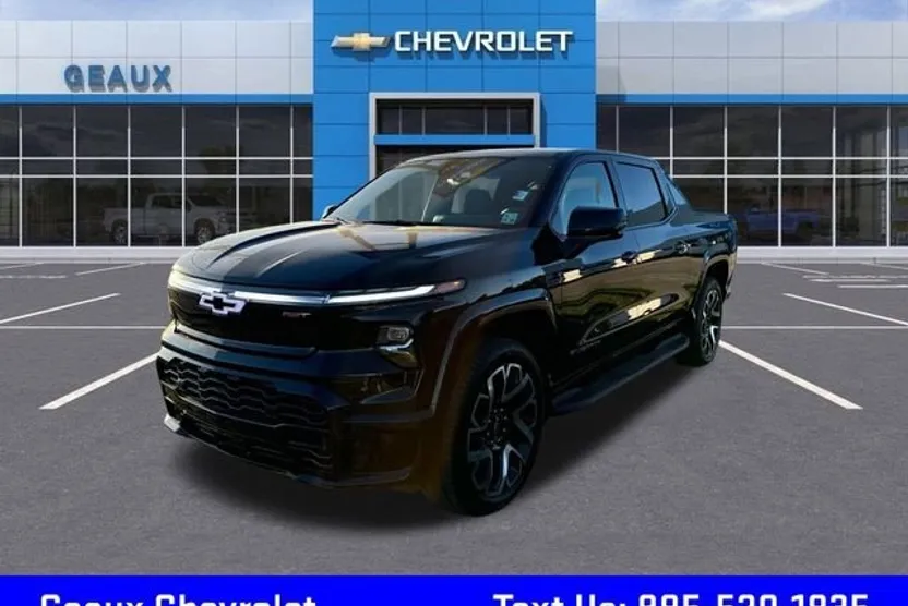 2024 Chevrolet Silverado EV RST photo 1