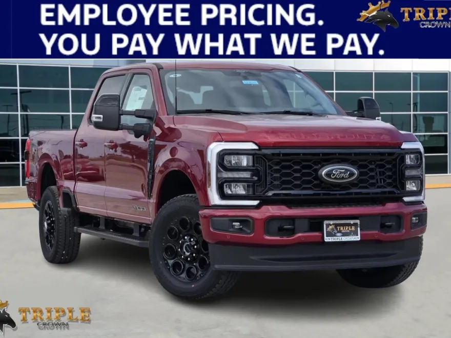 2025 Ford F-250 photo 1