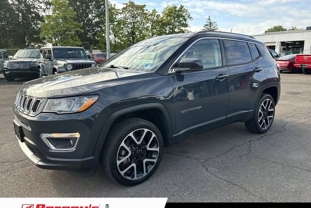 2018 Jeep Compass Limited photo 1
