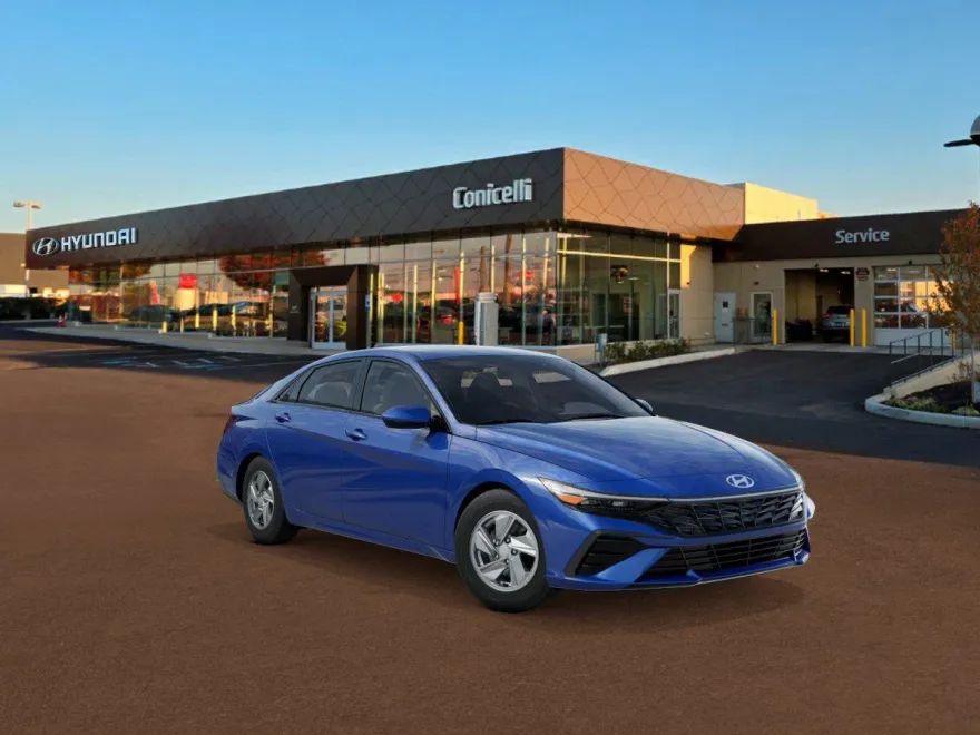 2025 Hyundai Elantra SE photo 1