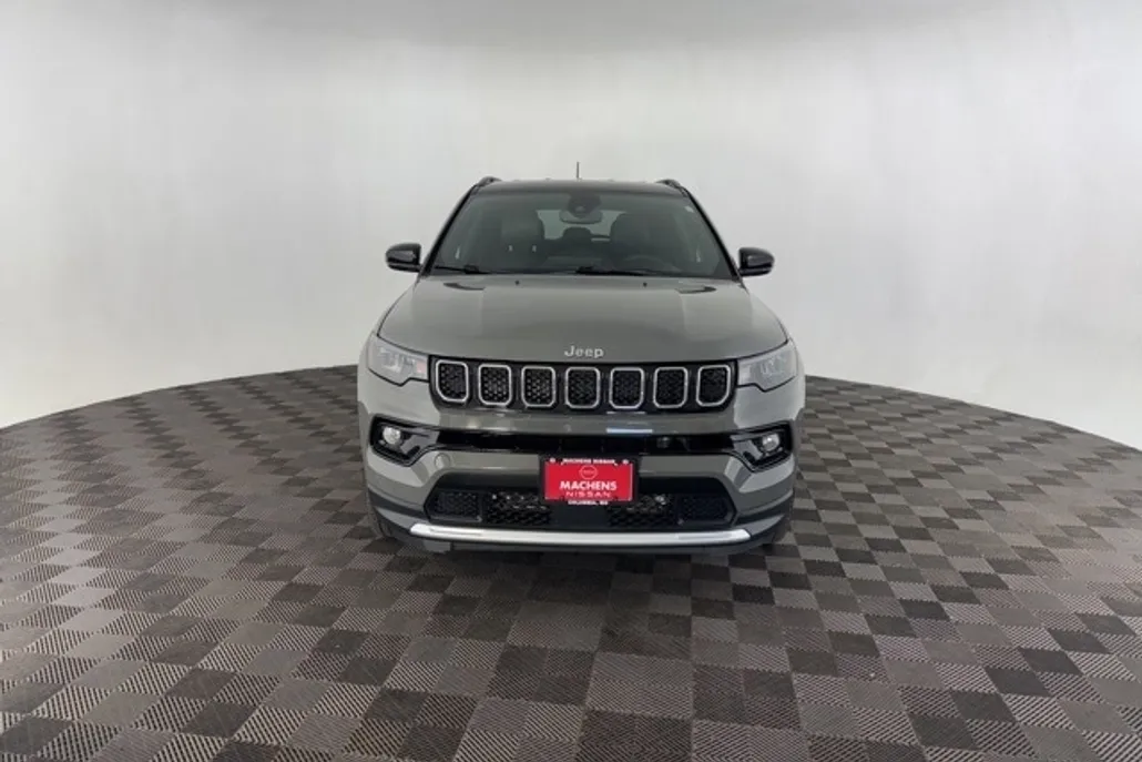 2023 Jeep Compass Limited photo 1