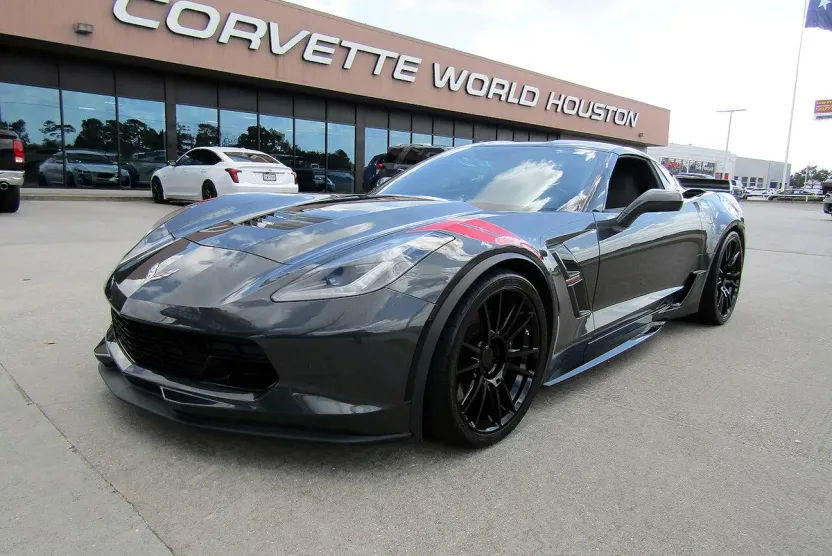 2019 Chevrolet Corvette Grand Sport Coupe photo 1