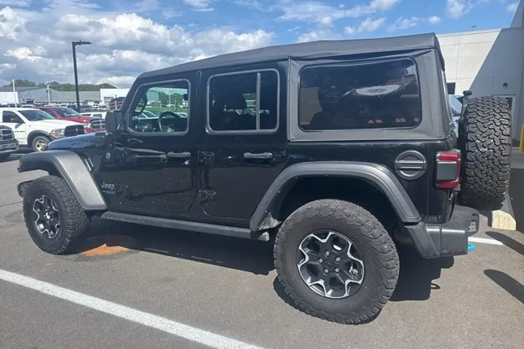 2022 Jeep Wrangler Unlimited 4xe Rubicon photo 1